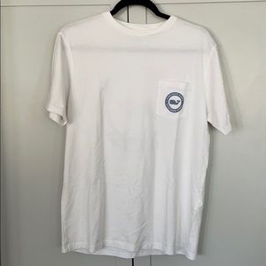 Vineyard Vine t-shirt